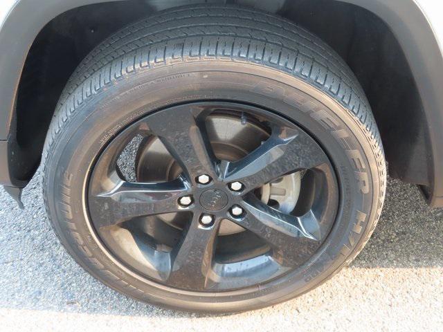 used 2023 Jeep Grand Cherokee L car, priced at $32,998