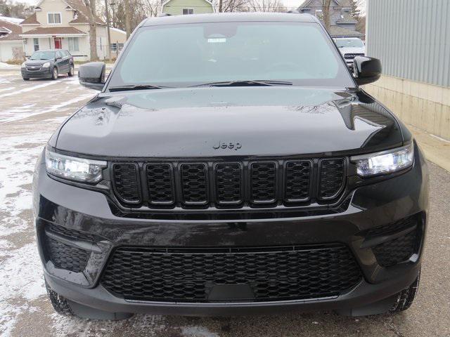 new 2025 Jeep Grand Cherokee car, priced at $43,392