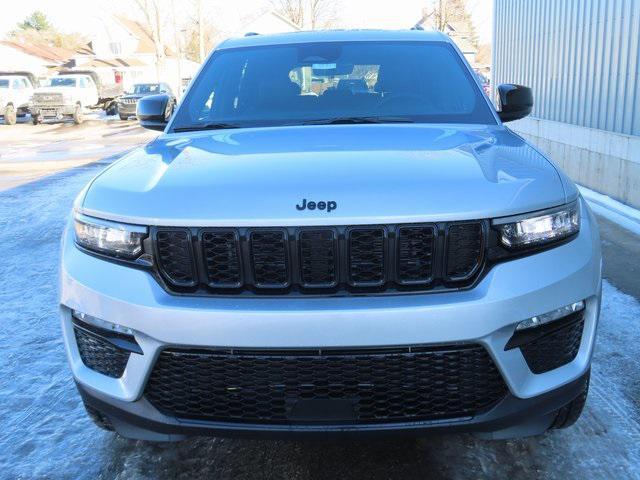 new 2025 Jeep Grand Cherokee car, priced at $49,207