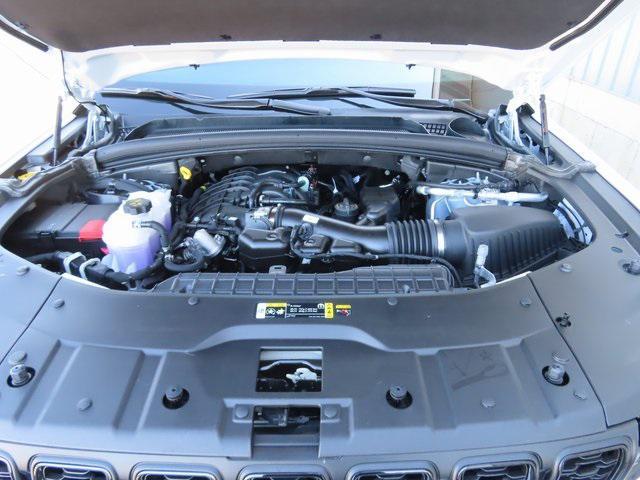 new 2025 Jeep Grand Cherokee car, priced at $46,555