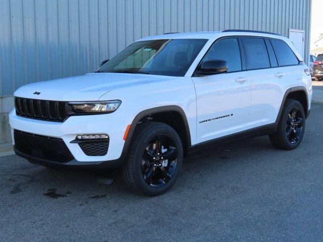 new 2025 Jeep Grand Cherokee car, priced at $46,555