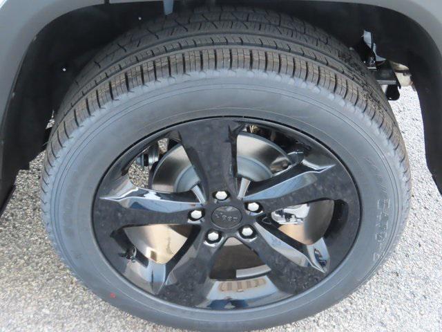 new 2025 Jeep Grand Cherokee car, priced at $46,555