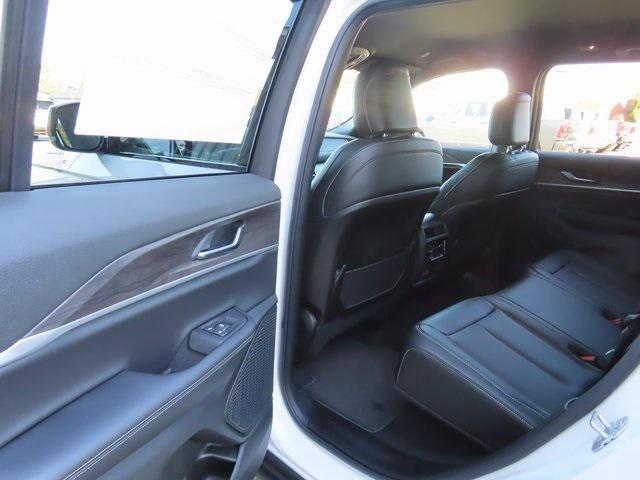 new 2025 Jeep Grand Cherokee car, priced at $46,555