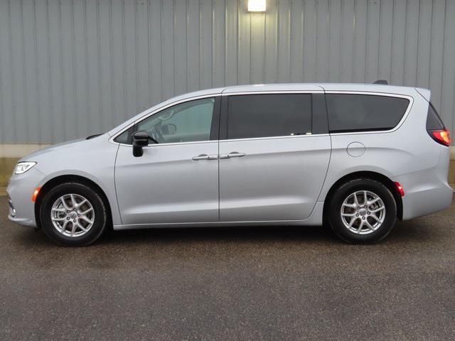 used 2024 Chrysler Pacifica car, priced at $29,579