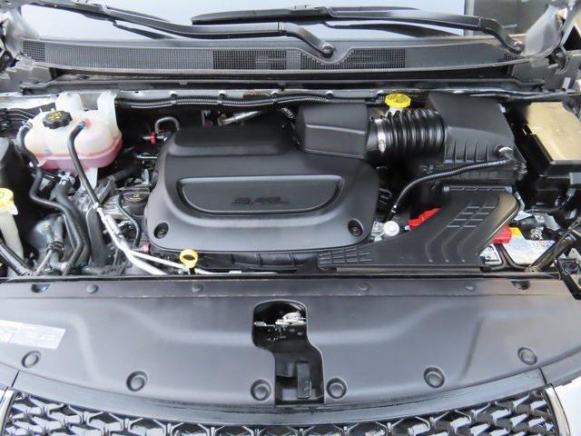 used 2024 Chrysler Pacifica car, priced at $29,579