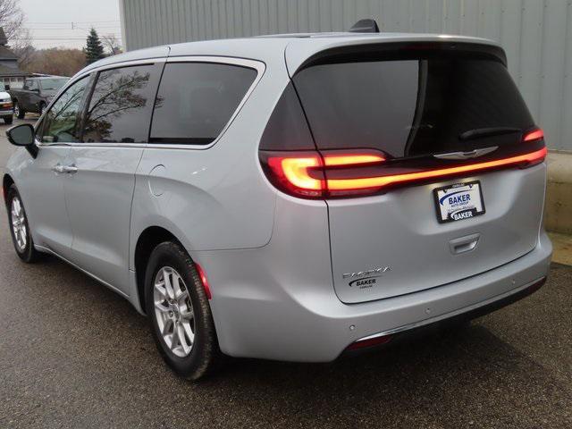 used 2024 Chrysler Pacifica car, priced at $29,579