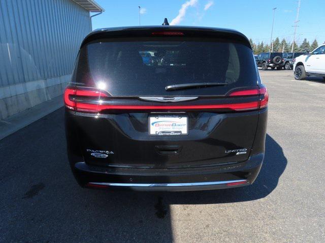 new 2024 Chrysler Pacifica car, priced at $51,598
