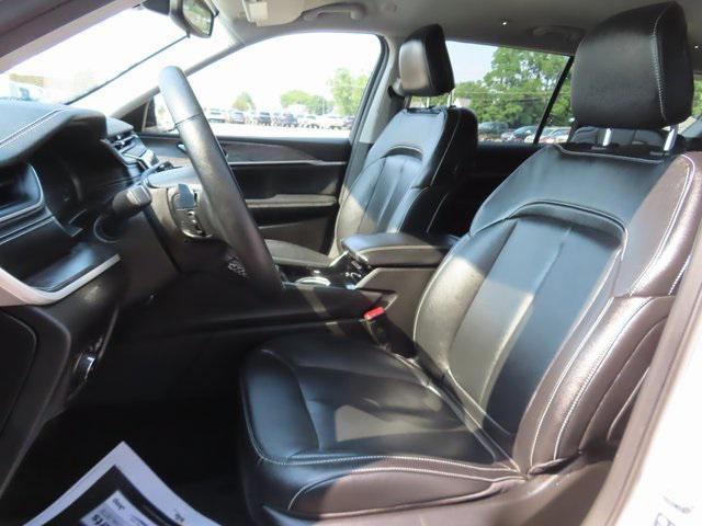 used 2022 Jeep Grand Cherokee L car, priced at $33,550