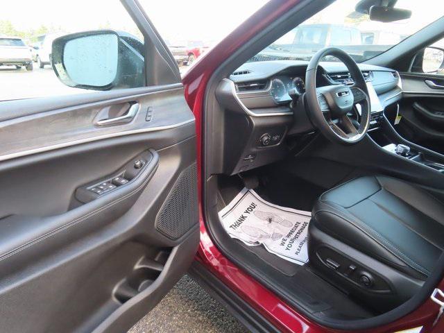 new 2025 Jeep Grand Cherokee L car, priced at $46,348