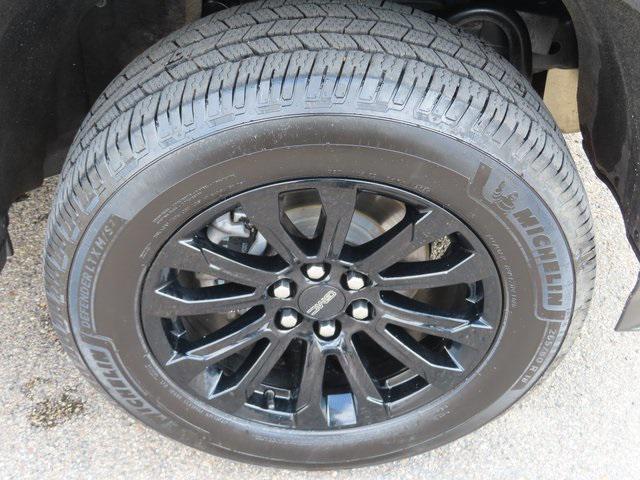 used 2022 GMC Canyon car, priced at $29,995