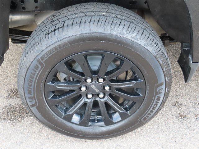 used 2022 GMC Canyon car, priced at $29,995