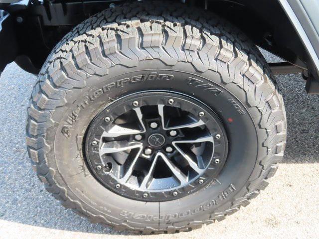 new 2025 Jeep Wrangler car, priced at $54,580
