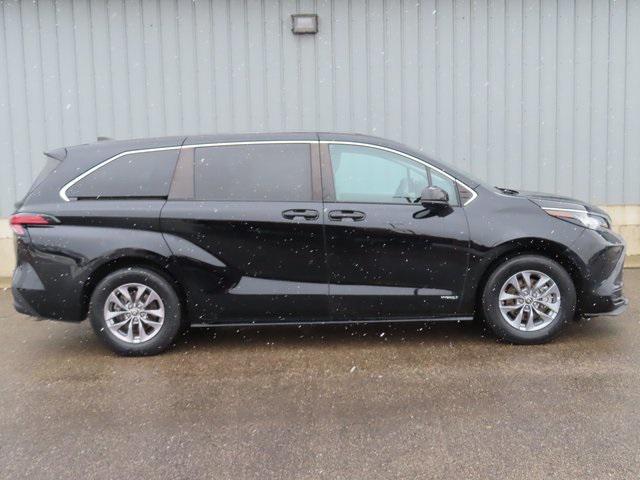 used 2021 Toyota Sienna car, priced at $29,995