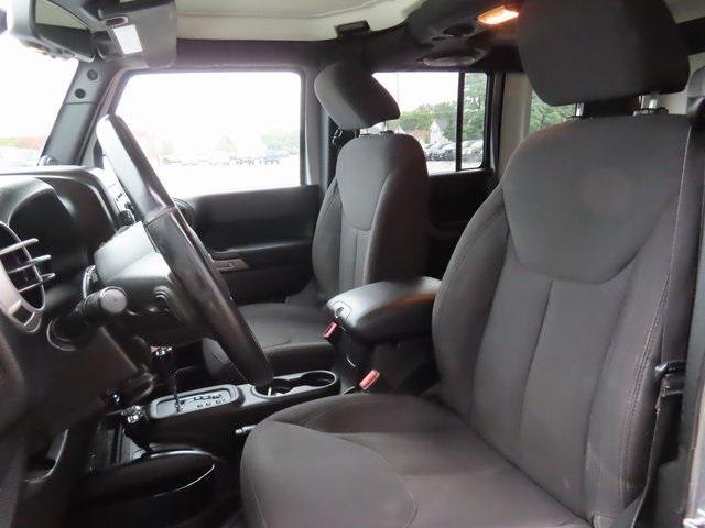 used 2014 Jeep Wrangler Unlimited car, priced at $11,998