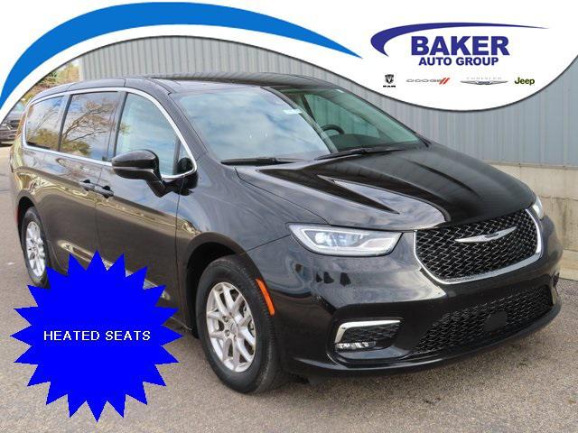 used 2024 Chrysler Pacifica car, priced at $29,990