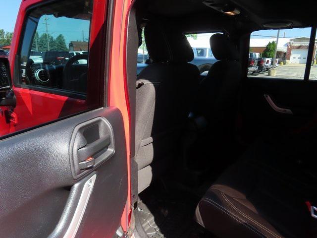 used 2014 Jeep Wrangler Unlimited car, priced at $14,995