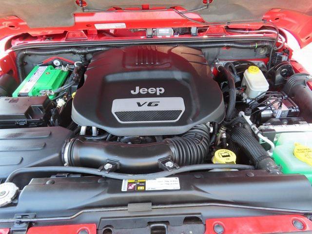 used 2014 Jeep Wrangler Unlimited car, priced at $14,995