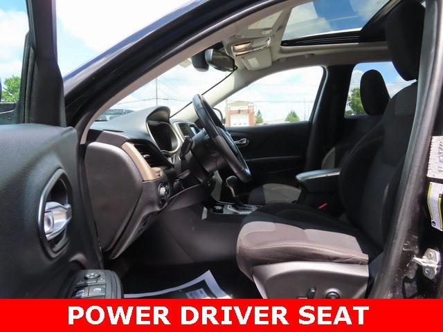 used 2016 Jeep Cherokee car, priced at $12,995