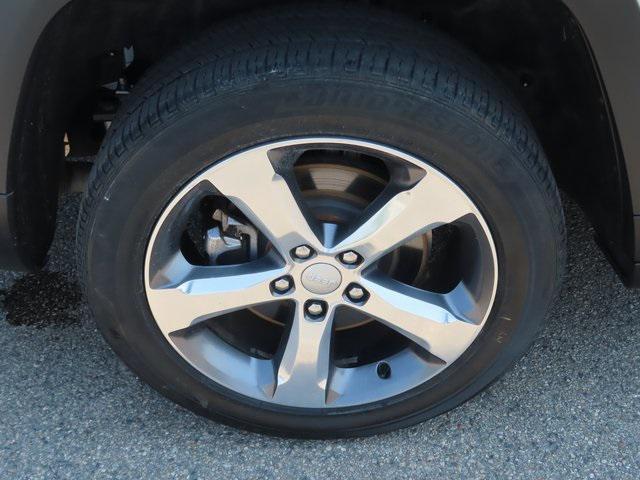 used 2022 Jeep Grand Cherokee L car, priced at $35,994