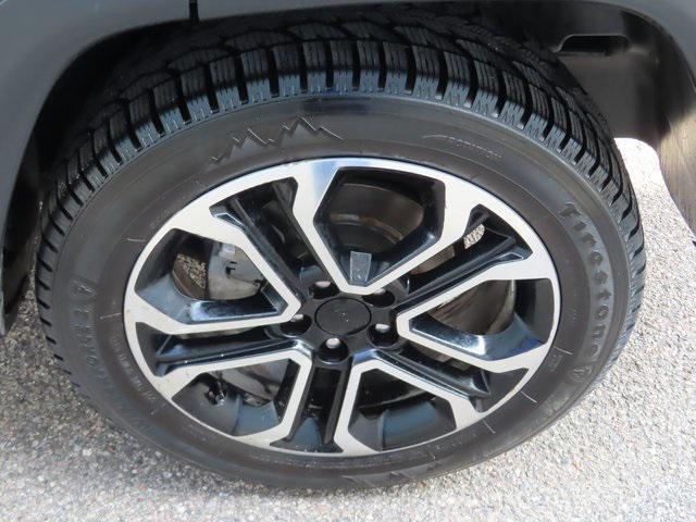 used 2022 Jeep Compass car, priced at $20,498