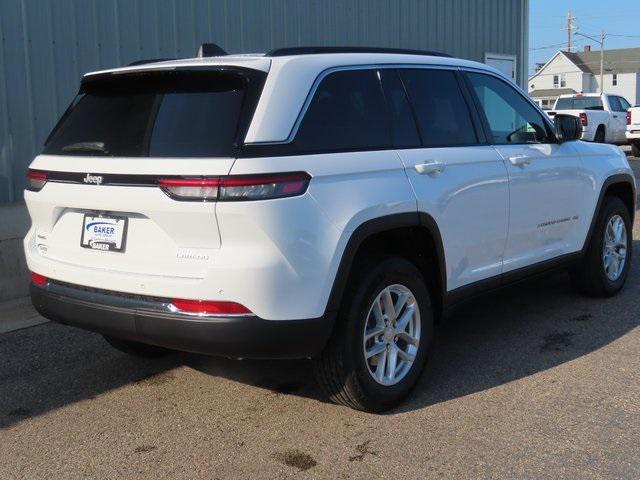 new 2025 Jeep Grand Cherokee car, priced at $40,434