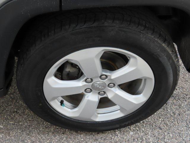 used 2019 Jeep Compass car, priced at $14,505
