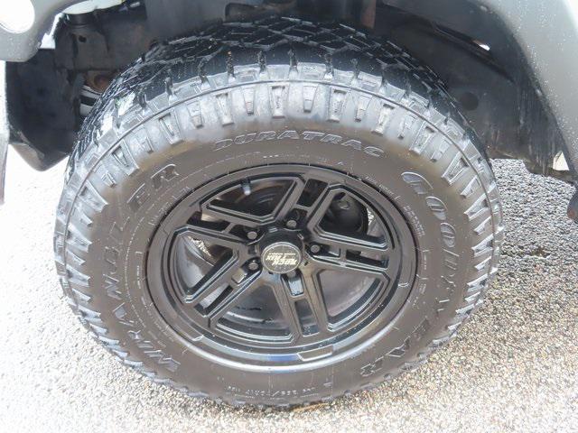 used 2018 Jeep Wrangler JK Unlimited car, priced at $23,995