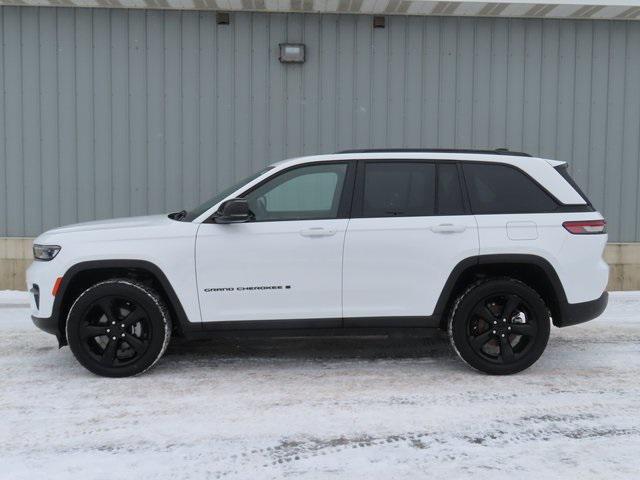 used 2023 Jeep Grand Cherokee car, priced at $34,495