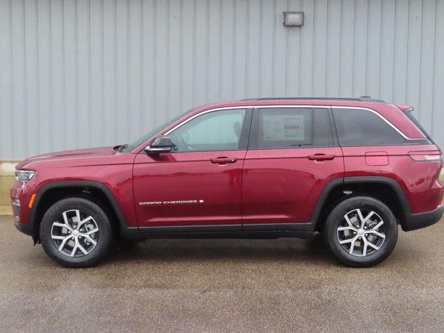 new 2025 Jeep Grand Cherokee car, priced at $43,631