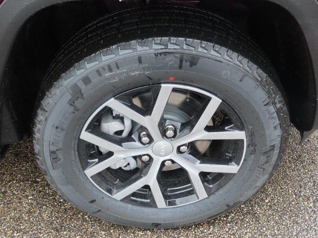 new 2025 Jeep Grand Cherokee car, priced at $43,631