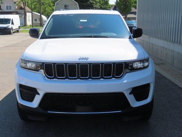 new 2025 Jeep Grand Cherokee car, priced at $38,203