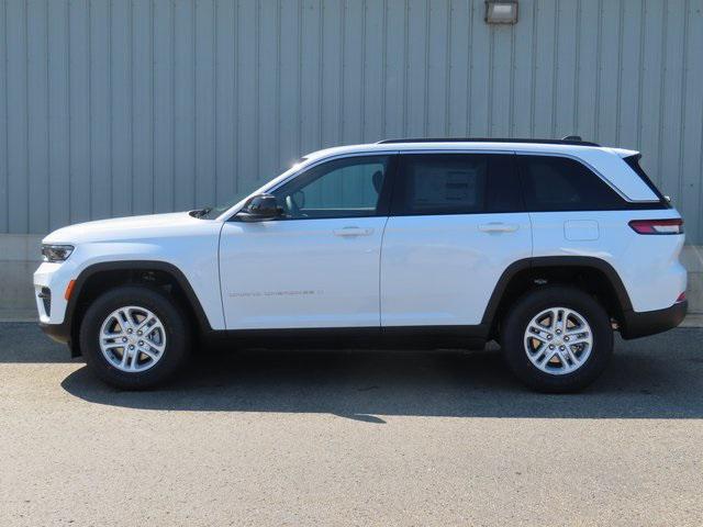 new 2025 Jeep Grand Cherokee car, priced at $38,203