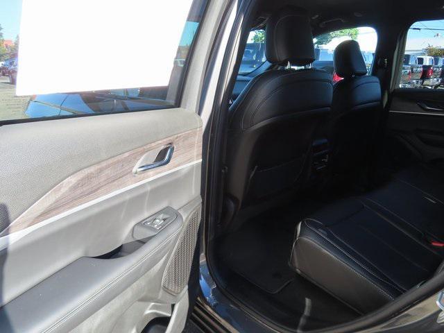 new 2025 Jeep Grand Cherokee car, priced at $43,467