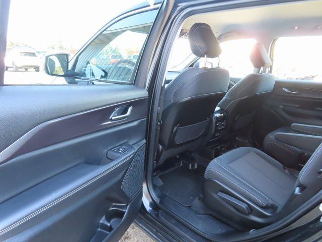 used 2023 Jeep Grand Cherokee L car, priced at $30,555