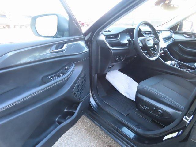 used 2023 Jeep Grand Cherokee L car, priced at $30,555