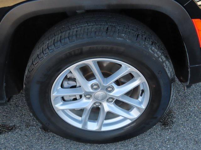 used 2023 Jeep Grand Cherokee L car, priced at $30,555