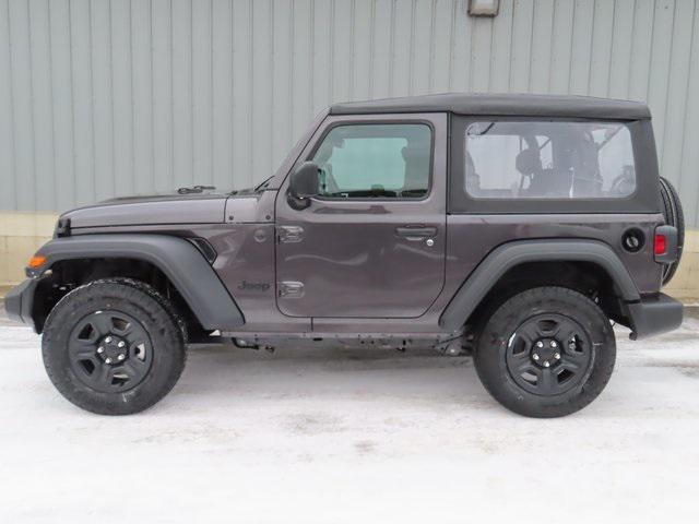 new 2025 Jeep Wrangler car, priced at $33,664