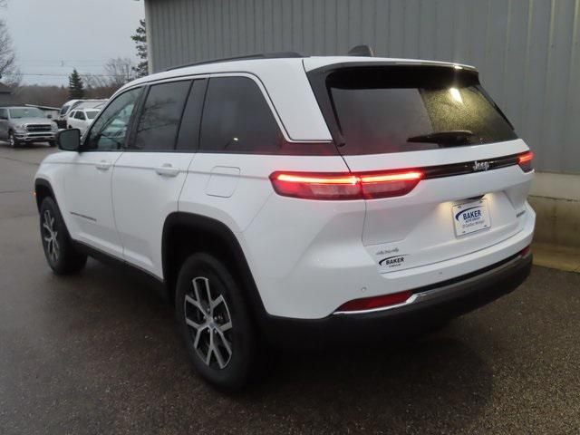 new 2025 Jeep Grand Cherokee car, priced at $43,122