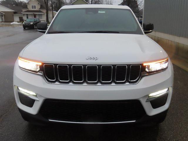 new 2025 Jeep Grand Cherokee car, priced at $43,122