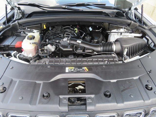 used 2022 Jeep Grand Cherokee car, priced at $29,998