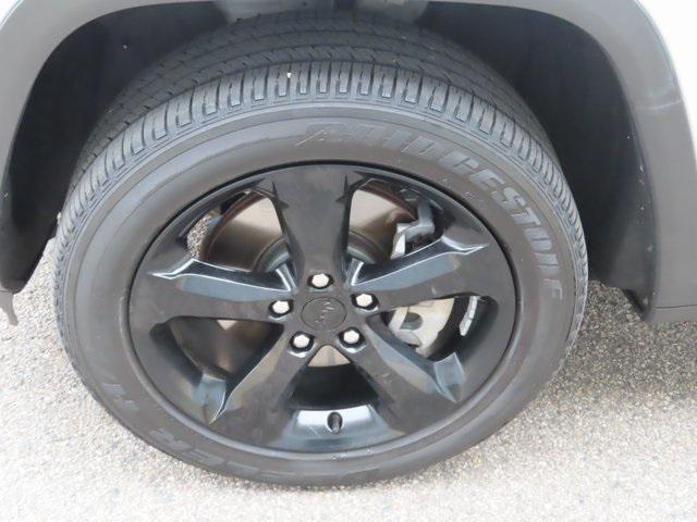used 2022 Jeep Grand Cherokee L car, priced at $32,495