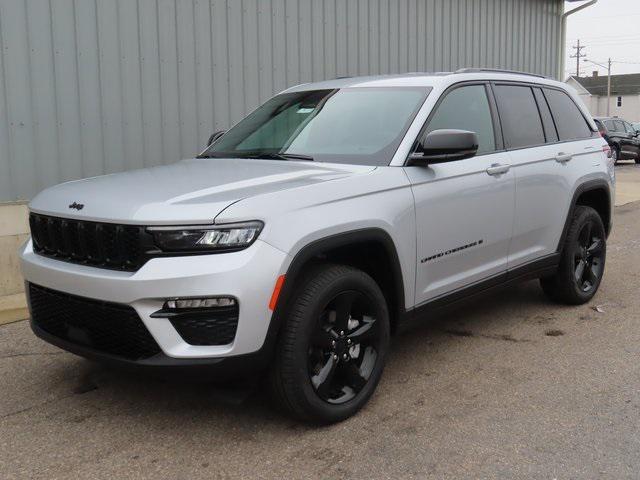 new 2025 Jeep Grand Cherokee car, priced at $43,841