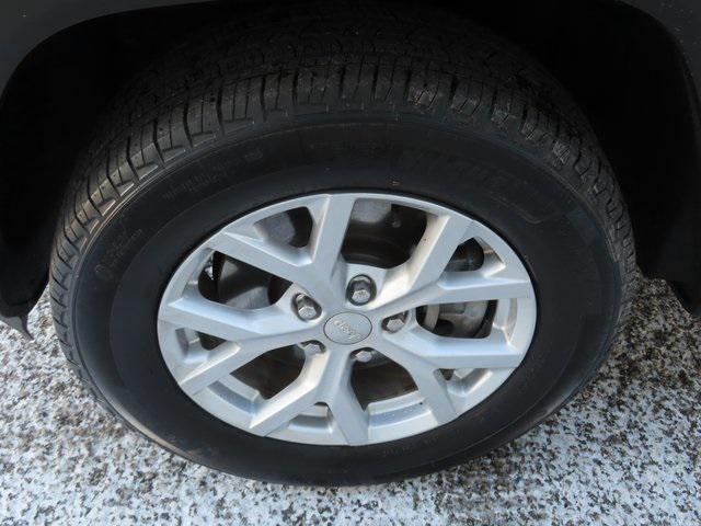 used 2023 Jeep Grand Cherokee L car, priced at $34,994