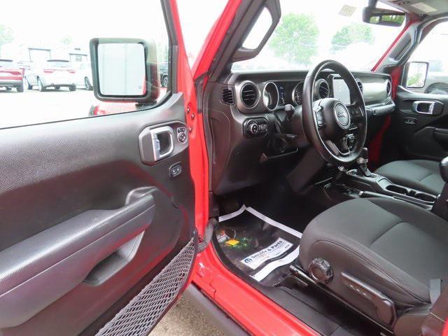used 2022 Jeep Gladiator car, priced at $34,994