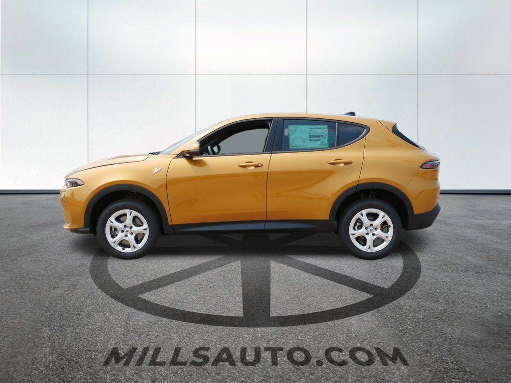 new 2024 Dodge Hornet car, priced at $30,185