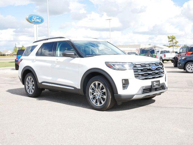 new 2025 Ford Explorer car, priced at $45,900