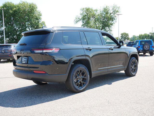 new 2024 Jeep Grand Cherokee L car, priced at $40,423