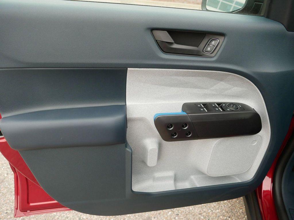 new 2025 Ford Maverick car, priced at $35,420