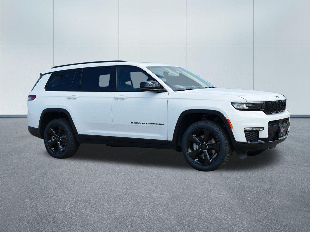 new 2025 Jeep Grand Cherokee L car, priced at $50,371