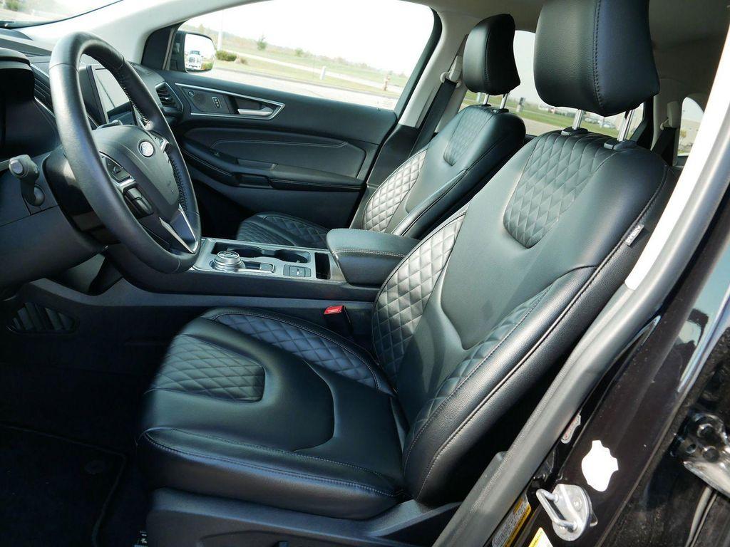 used 2024 Ford Edge car, priced at $31,991